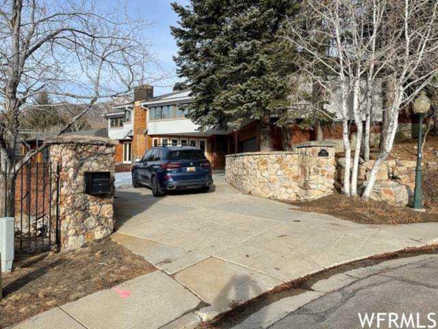 3898 E Thousand Oaks Cir Millcreek, UT 84124