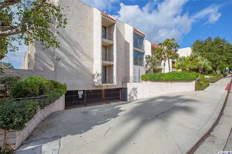 1401 Valley View Road #132 Glendale, CA 91202