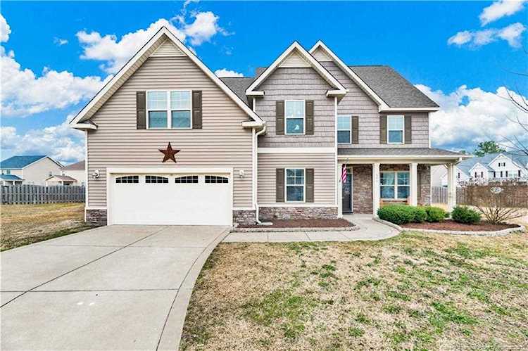305 Otley Ct Hope Mills, NC 28348 | MLS 650019 Photo 1