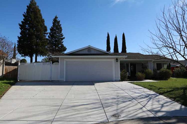 7310 Koala Court North Highlands, CA 95660
