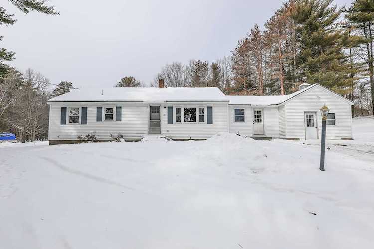 295 Route 129 Loudon, NH 03307 | MLS 4847223 Photo 1