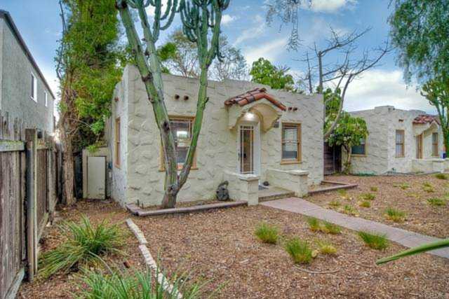 2052 Montgomery Avenue Cardiff By The Sea, CA 92007