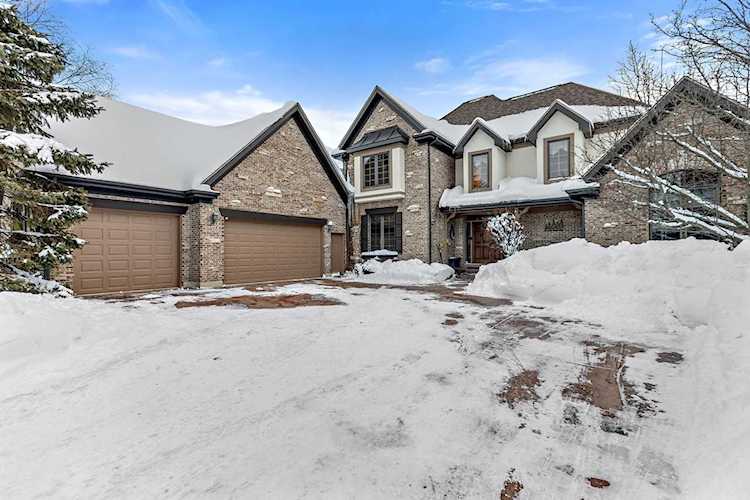 546 Hidden Creek Dr Antioch, IL 60002