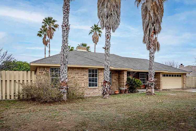 104 Medicine Bow Del Rio, TX 78840