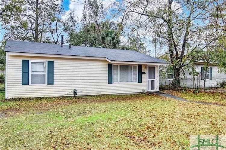 1317 E 57th St Savannah, GA 31404