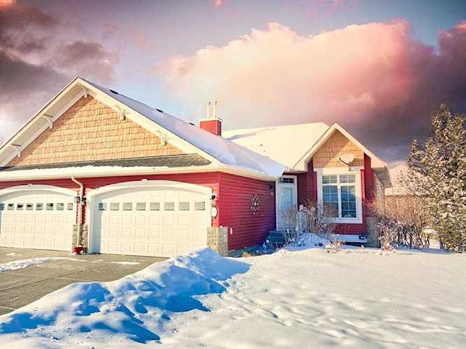 296 West Creek Blvd Chestermere, AB T1X 0B7