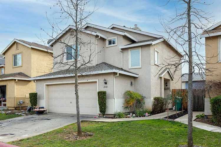 2521 Chesapeake Bay Circle Cameron Park, CA 95682
