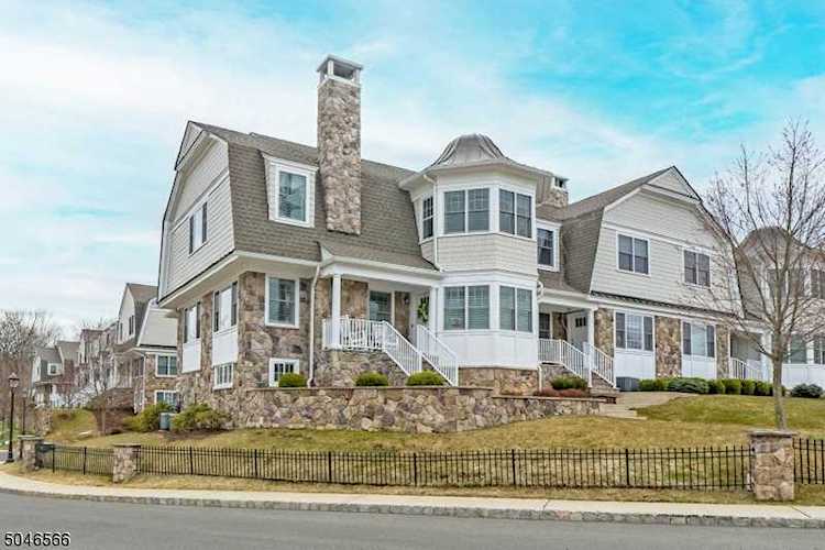 4C Foley Sq New Providence Boro, NJ 07974