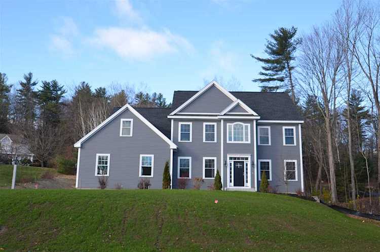 26-7 Wallace Rd Bedford, NH 03110