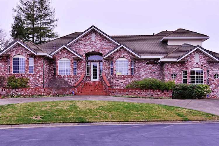 8700 Casa Del Rio Lane Fair Oaks, CA 95628