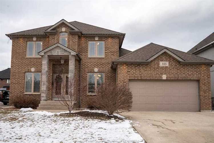 555 Huron St Lasalle, ON N9J 2Z3