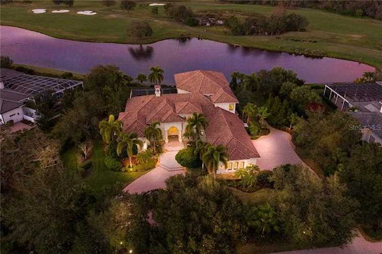 8254 Roseburn Ct Sarasota, FL 34240