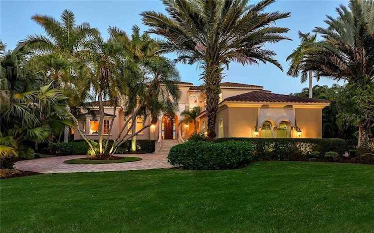 500 Harbor Point Rd Longboat Key, FL 34228