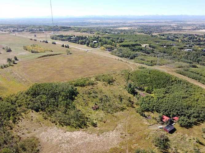 244296 Artists View Gate Rural Rocky View County, AB T3Z 3N4