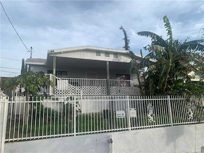 258 N Benton Way Silver Lake, CA 90026