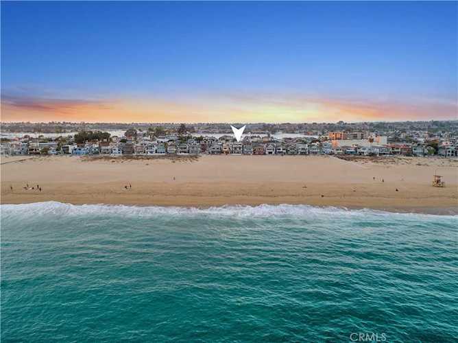 204 E Oceanfront Newport Beach, CA 92661
