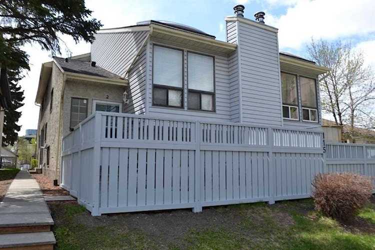 115 13 Ave NE #4 Calgary, AB T2E 1B5