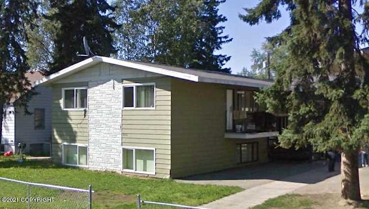 808 N Lane Street Anchorage, AK 99508 | MLS 21-2050 Photo 1