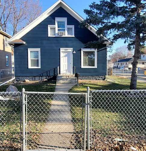 400 Oliver Avenue N Minneapolis, MN 55405