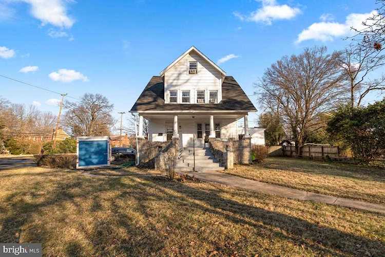 6217 43rd St Riverdale, MD 20737