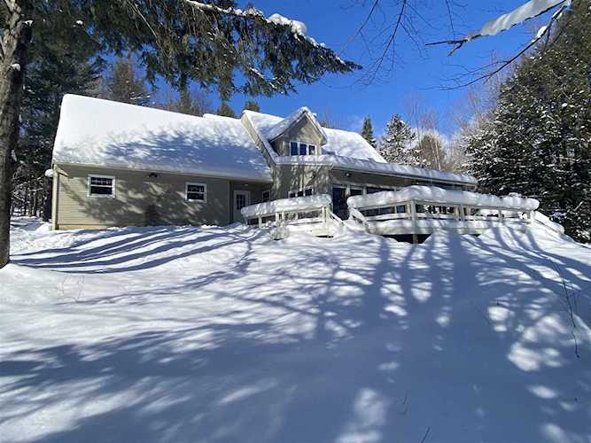 999 Moulton Ln Stowe, VT 05672