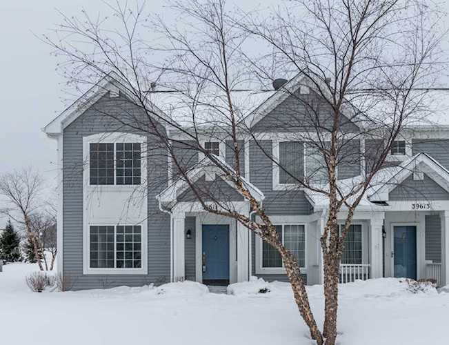 39611 N Warren Ln Beach Park, IL 60083