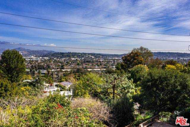 3736 Lowry Road Los Angeles, CA 90027