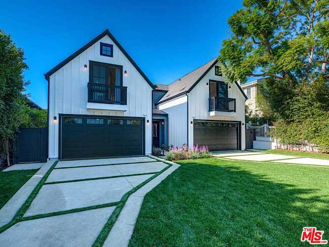 747 Moreno Avenue Los Angeles, CA 90049