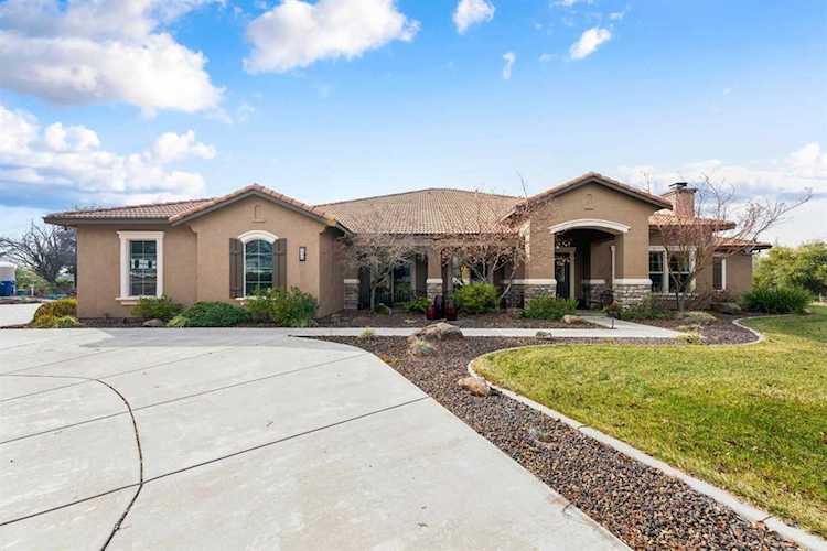 9600 Martingale Court Wilton, CA 95693