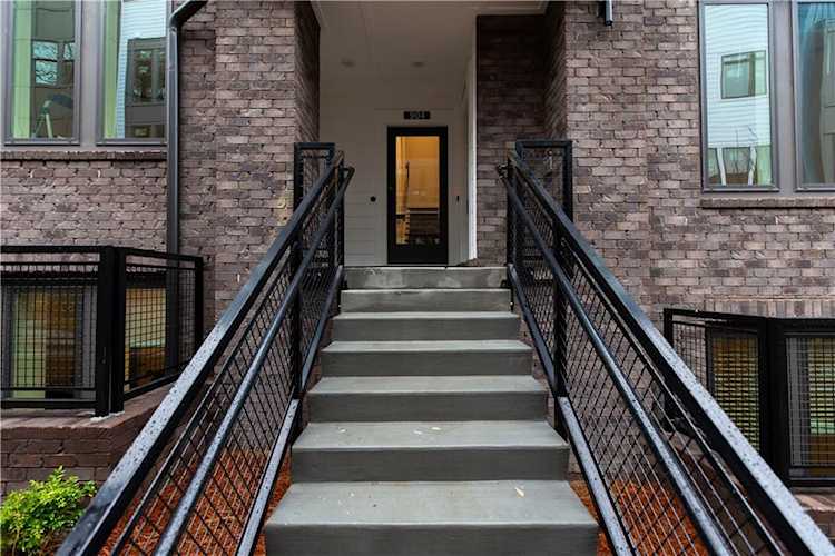 407 Pratt Dr #1104 Atlanta, GA 30315