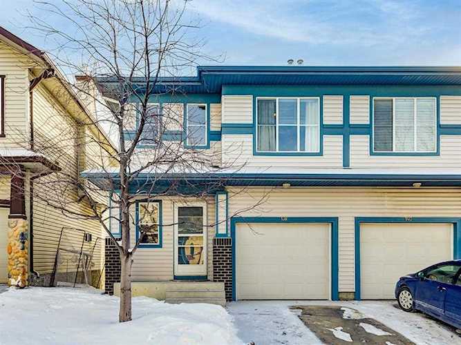 138 Hidden Creek Rise NW Calgary, AB T3A 6L4