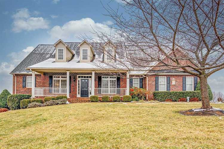 189 Ashby Daleville, VA 24083