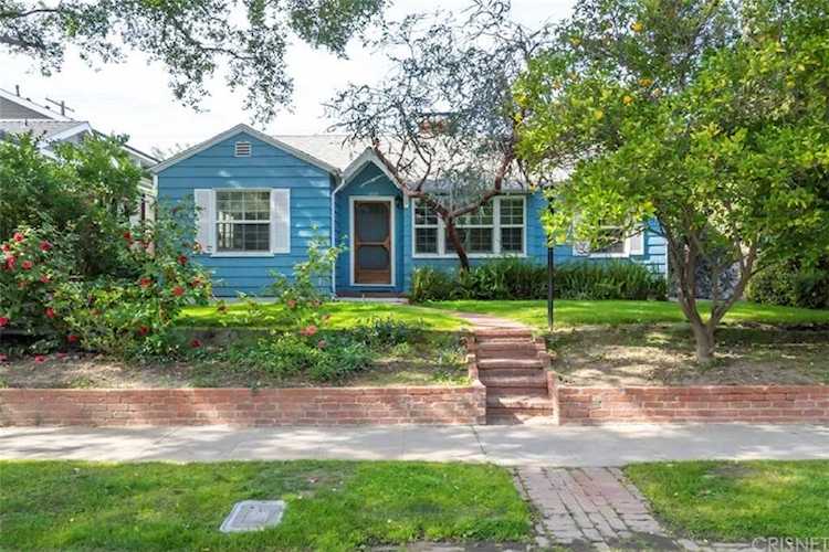 4339 Bakman Avenue Studio City, CA 91602