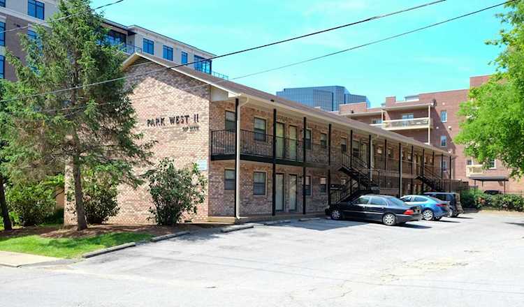 207 30th Ave N Nashville, TN 37203