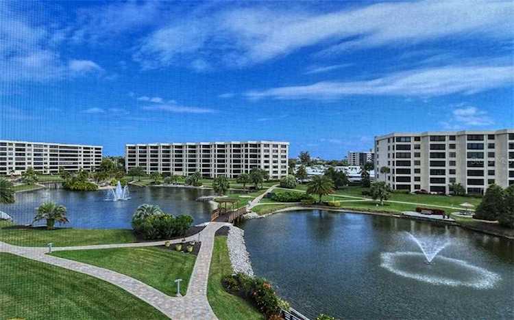 5750 Midnight Pass Rd #403 Sarasota, FL 34242
