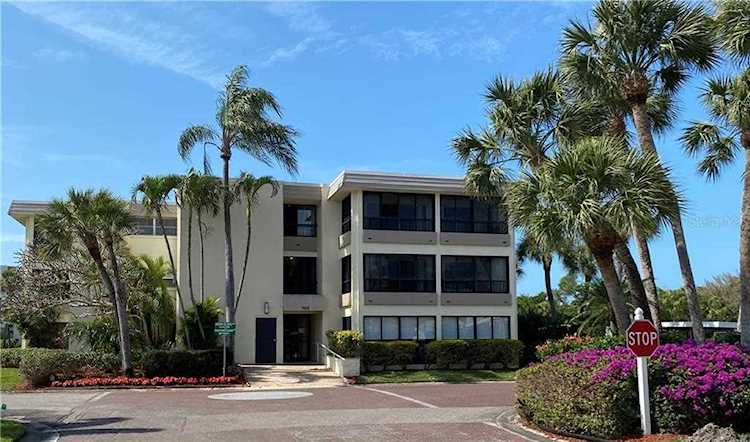 199 Whispering Sands Dr #102 Sarasota, FL 34242