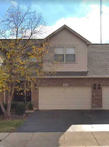 727 W Saint Johns Place Addison, IL 60101