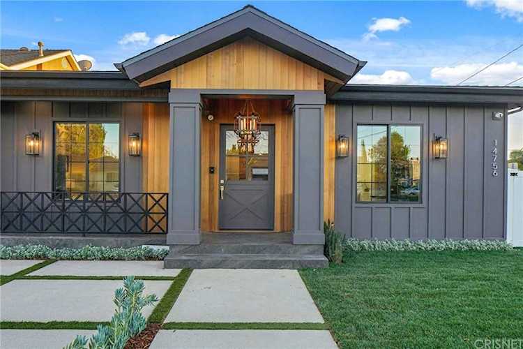 14756 Weddington Street Sherman Oaks, CA 91411