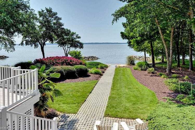 1532 Harbor Rd Williamsburg, VA 23185