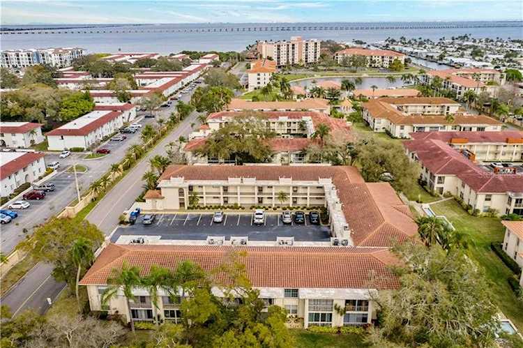 19029 Us Highway 19 N #1-21 Clearwater, FL 33764
