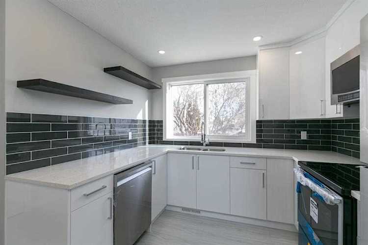 3235 56 St NE #1051 Calgary, AB T1Y 2X7