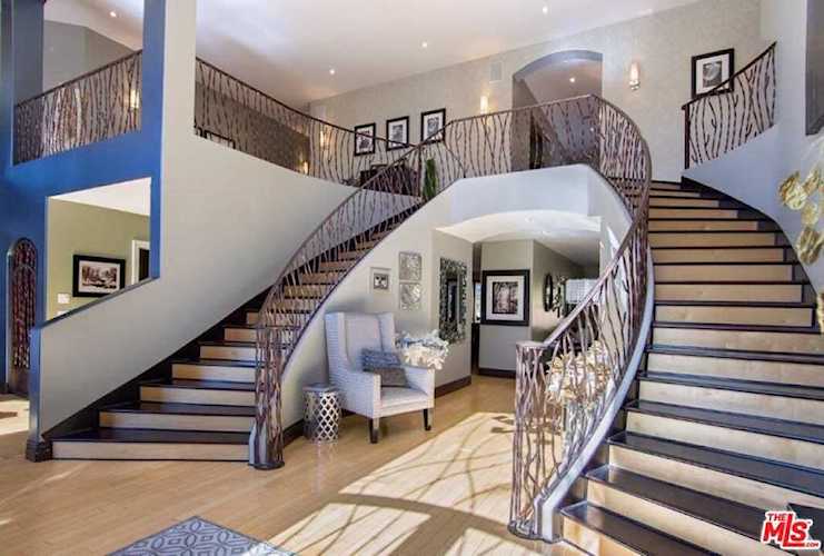 14257 Chandler Sherman Oaks, CA 91401
