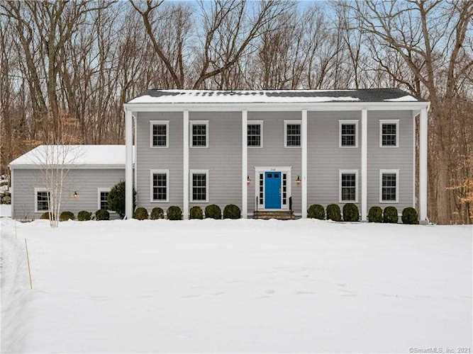 240 Thornwood Road Stamford, CT 06903