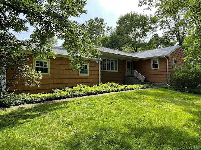 7 Katydid Lane Stamford, CT 06903