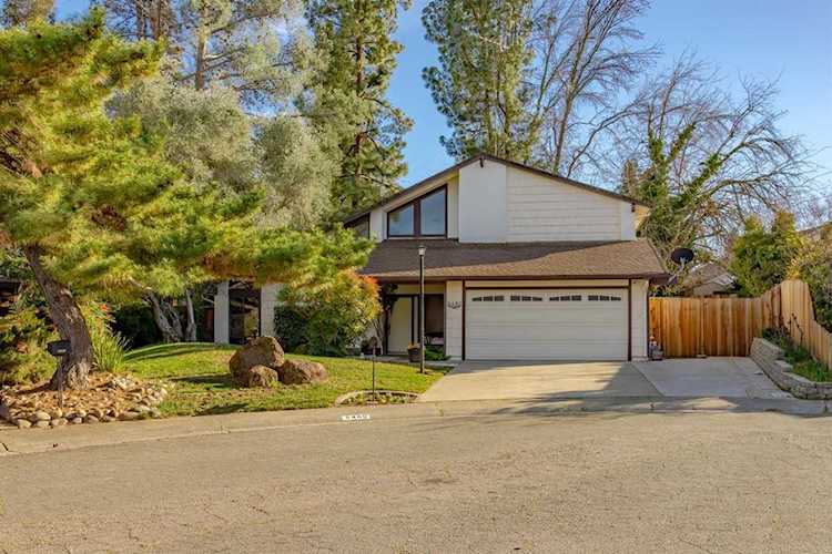 8480 Menke Way Citrus Heights, CA 95610