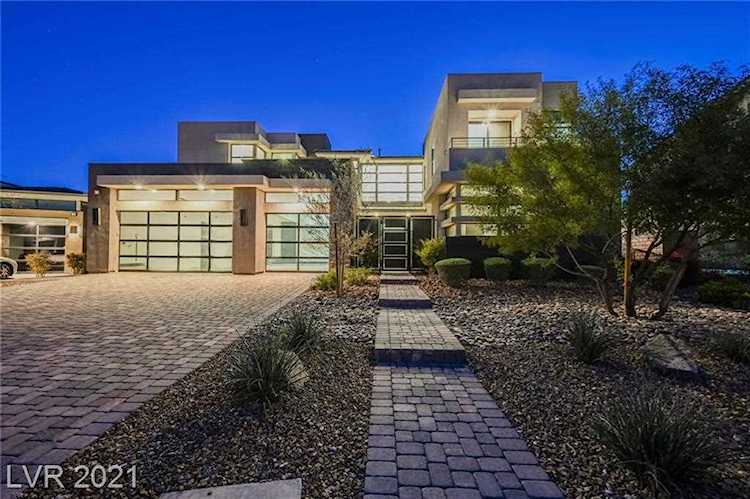 94 Glade Hollow Las Vegas, NV 89135