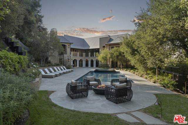 3911 Oeste Avenue Studio City, CA 91604
