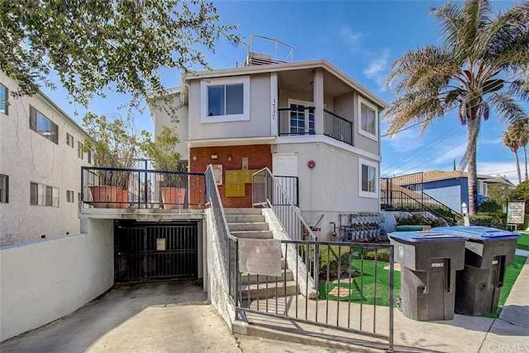 1717 Scott Road #6 Burbank, CA 91504