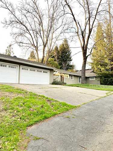 3221 Shurwin Carmichael, CA 95608