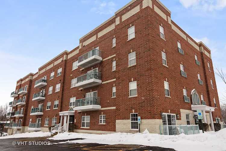 245 W Johnson St #207 Palatine, IL 60067 | MLS 10961482 Photo 1